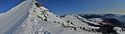 28 Vista panoramica dalla cresta sud-ovest del Sodadura  verso Baciamorti-Aralalta...